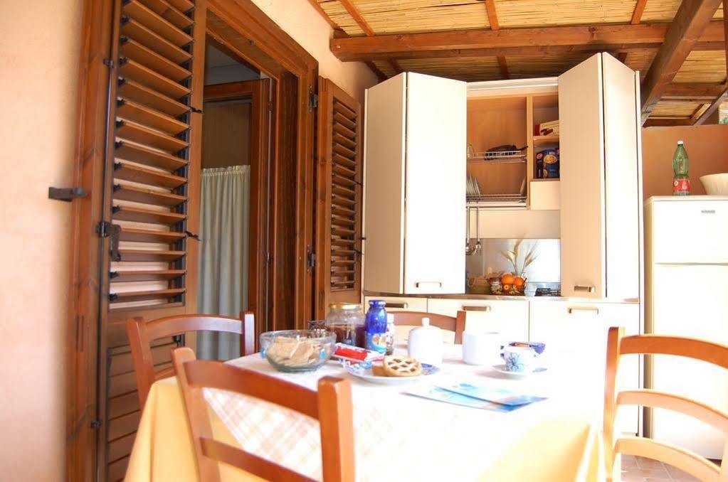 Family Resort Cala Di Luna Marina di Camerota Exterior photo